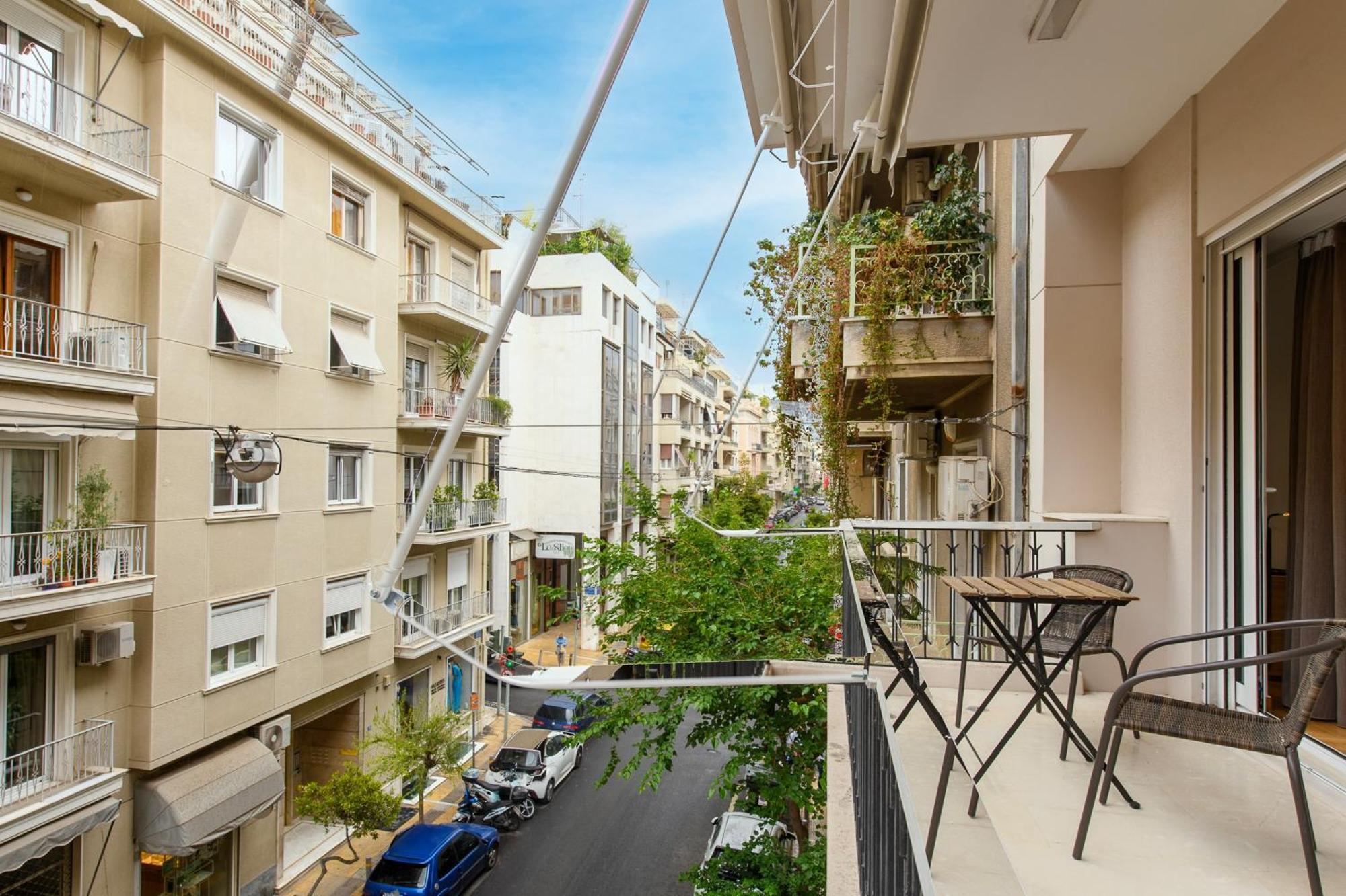 Modern Two-bedroom In Kolonaki, Peridot - Homes Apartment Athens
