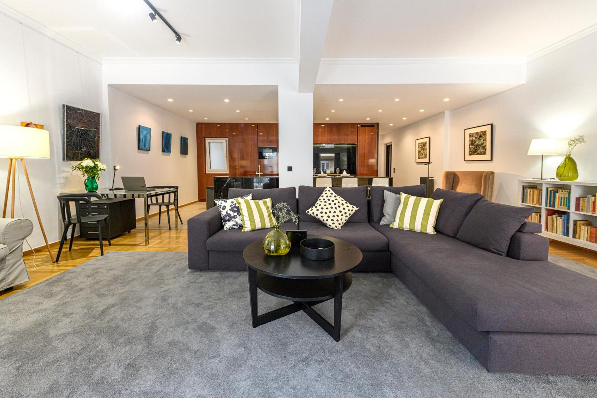 Modern Two-bedroom In Kolonaki, Peridot - Homes Apartment *